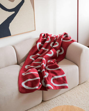 Swirl Throw