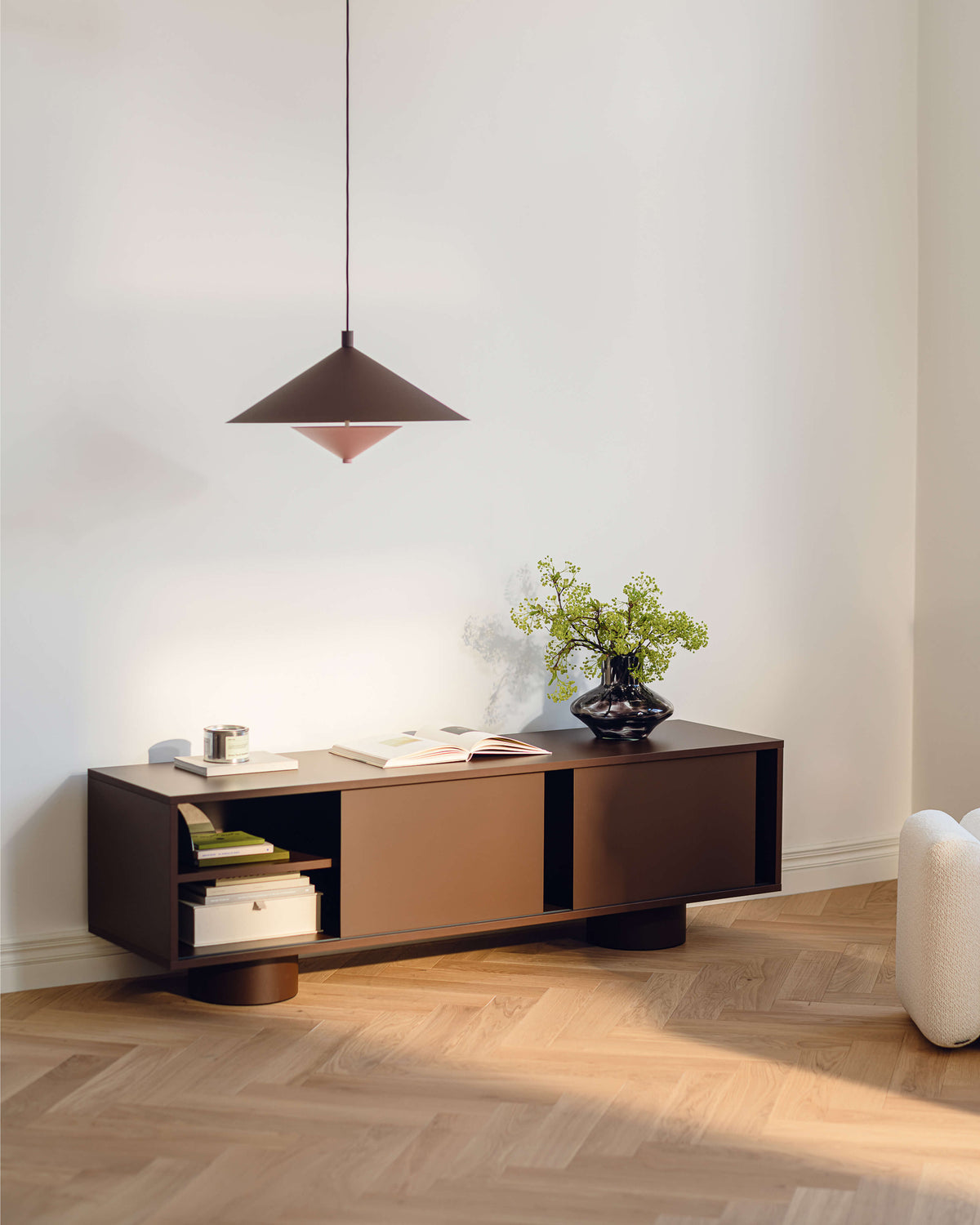 Taro Mini TV Stand
