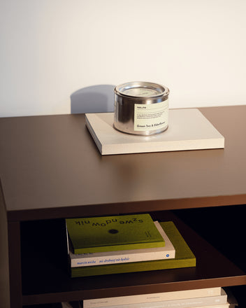 Ven Scented Candle - Cherry Blossom & Vanilla